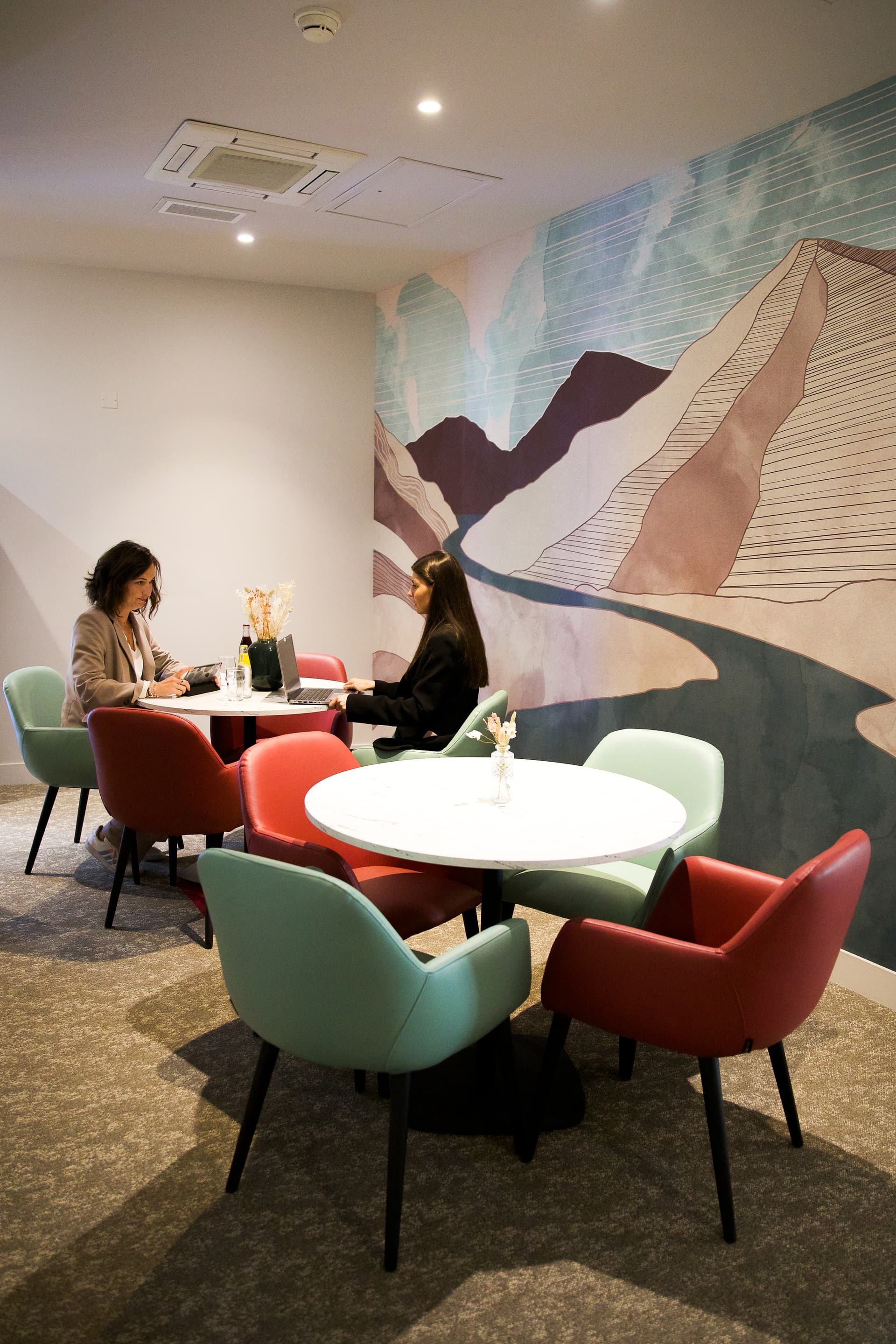 Illustration Bienvenue au myWO Grenoble Centre | Espaces de coworking